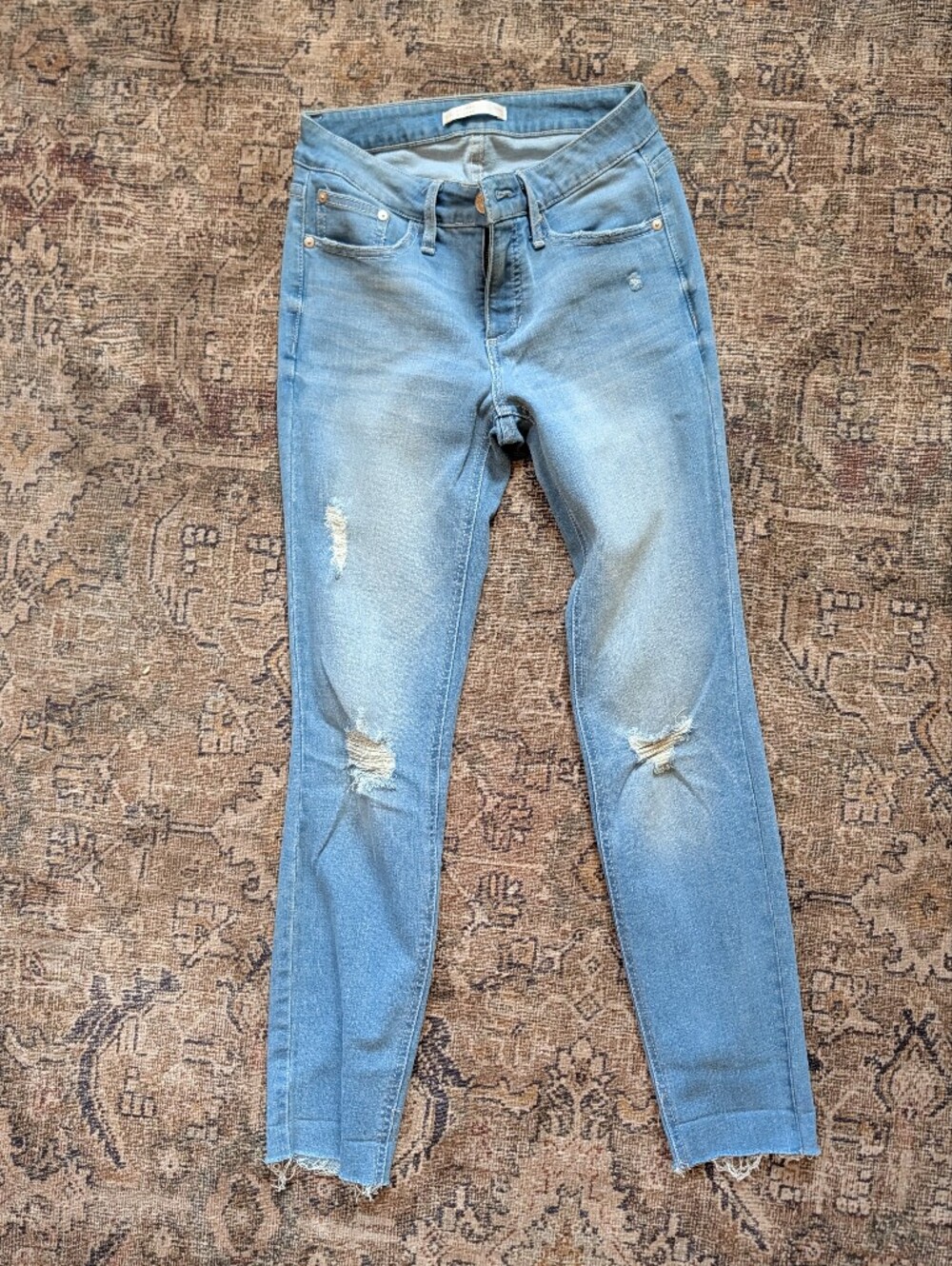 Light Blue Distressed Women’s Jeans